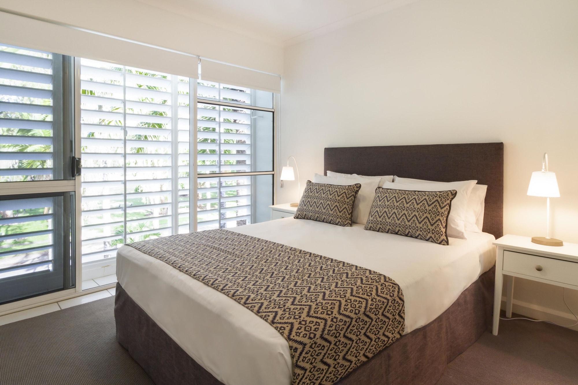 The White House Port Douglas Exterior foto